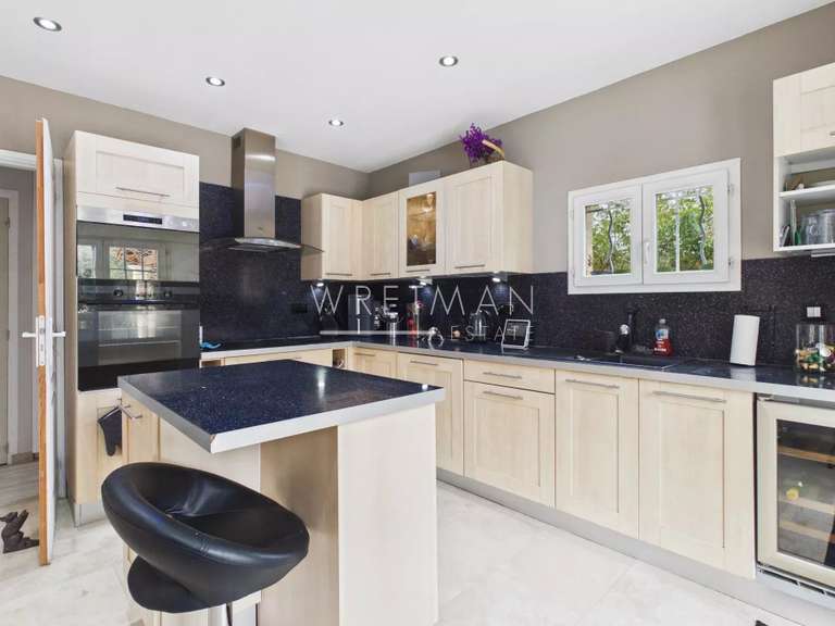 Villa Le Rouret - 178m²