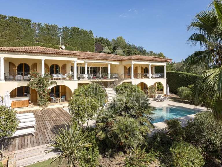 Villa Le Rouret - 5 bedrooms - 424m²