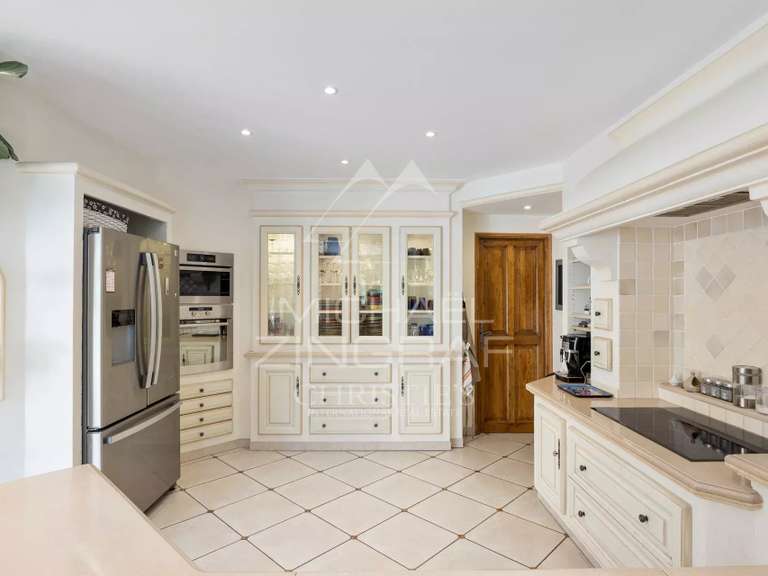 Villa Le Rouret - 5 chambres - 424m²