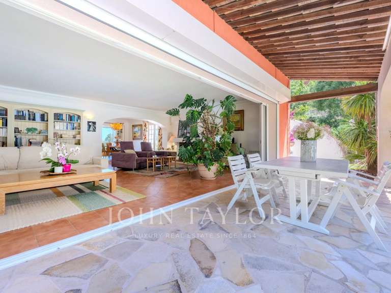 Villa avec Vue sur mer Le Rouret - 5 chambres - 337m²