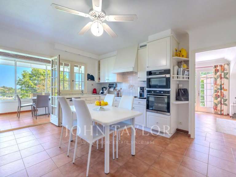 Villa avec Vue sur mer Le Rouret - 5 chambres - 337m²