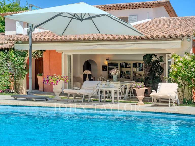 Villa avec Vue sur mer Le Rouret - 5 chambres - 337m²