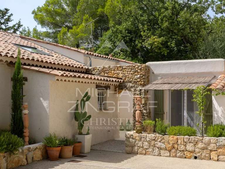 Villa Le Rouret - 5 chambres - 280m²