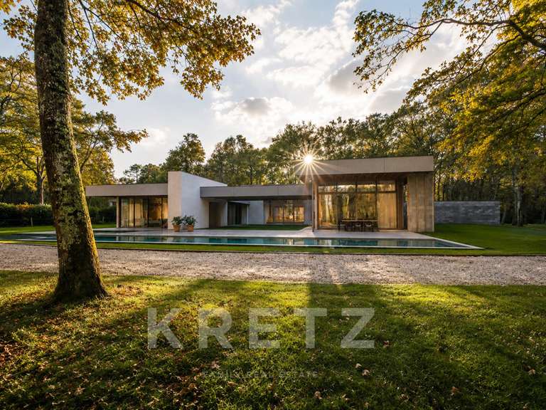 Maison Le Taillan-Médoc - 6 chambres - 405m²