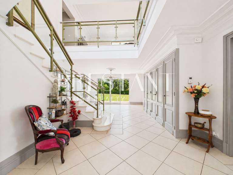 House Le Taillan-Médoc - 5 bedrooms - 385m²