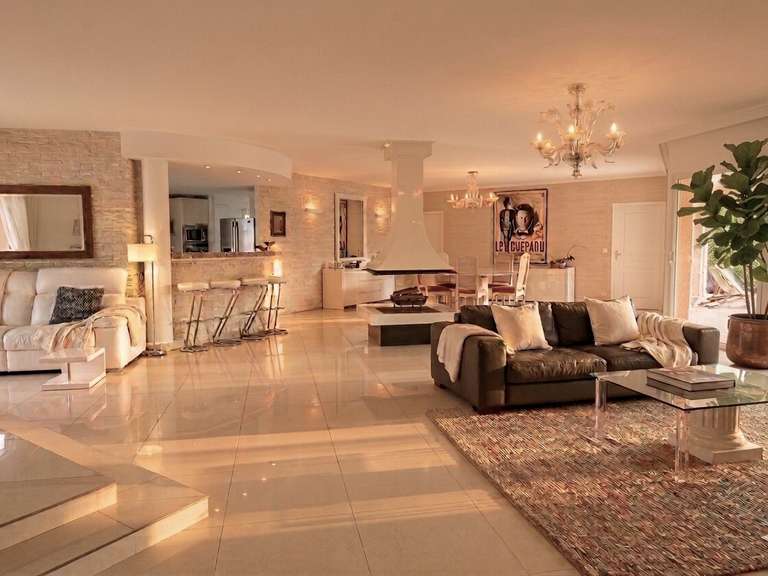 Villa Le Taillan-Médoc - 3 chambres - 200m²