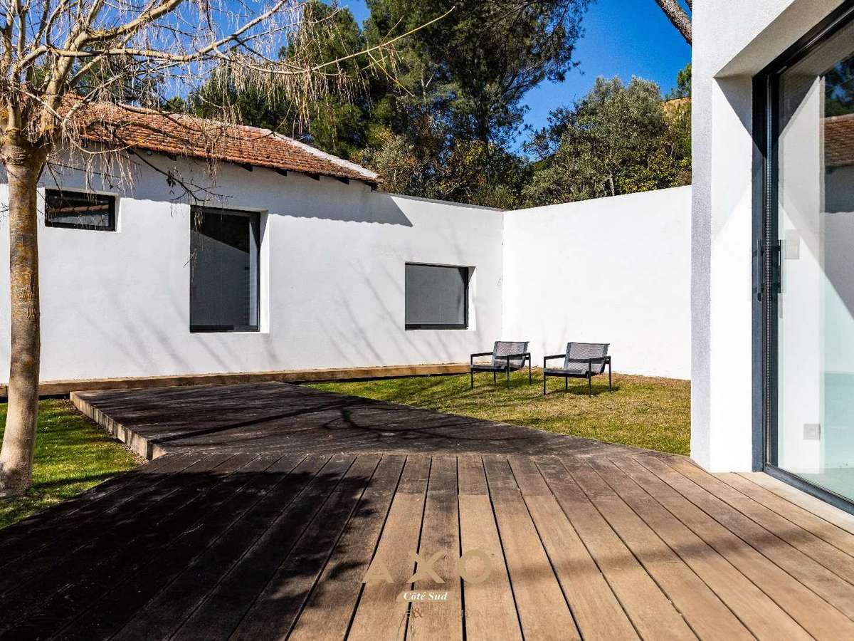 House Le Tholonet
