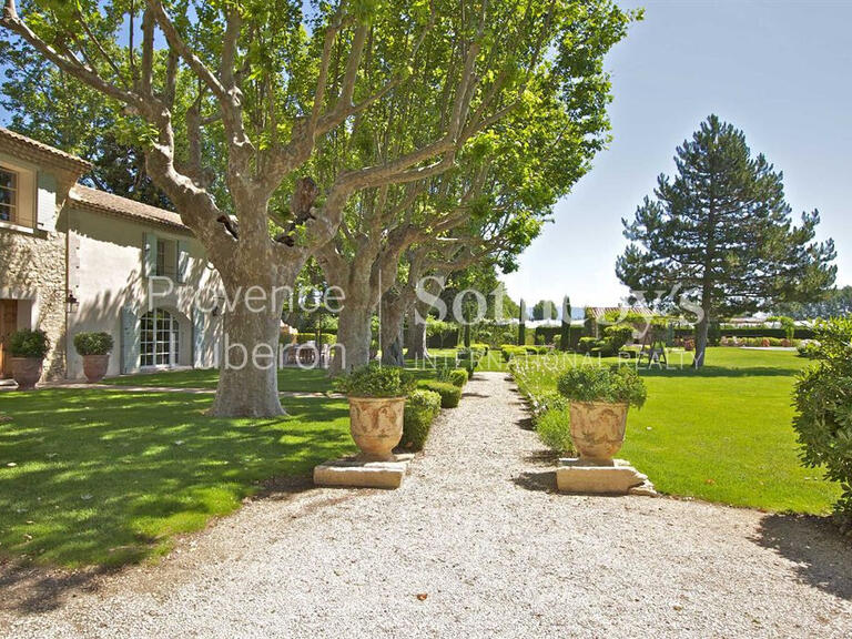Holidays House Le Thor - 8 bedrooms
