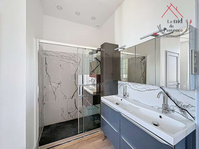Maison Le Thor - 5 chambres - 192m²