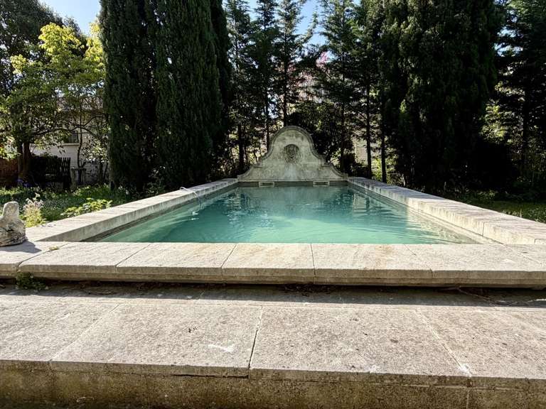 Maison Le Thor - 4 chambres - 325m²