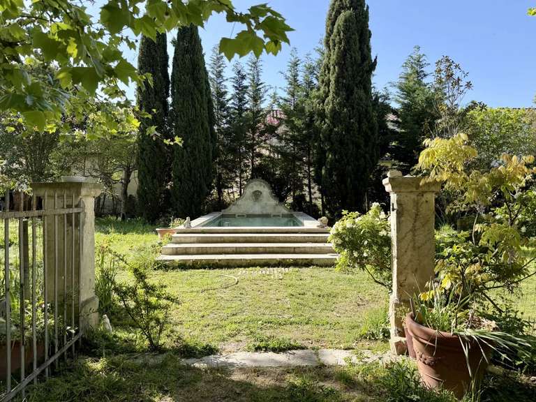 Maison Le Thor - 4 chambres - 325m²