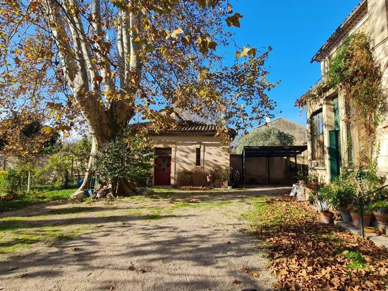 Maison Le Thor - 4 chambres - 325m²