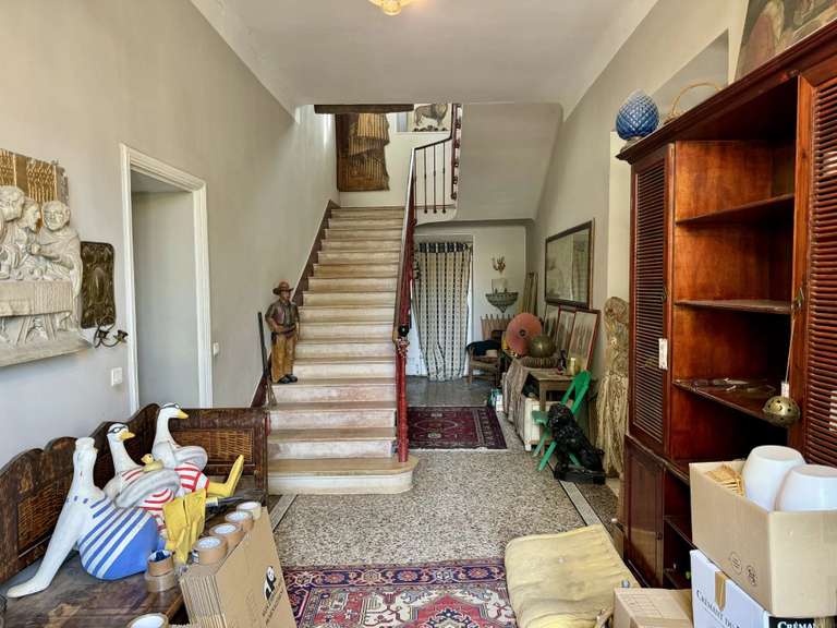 Maison Le Thor - 4 chambres - 325m²