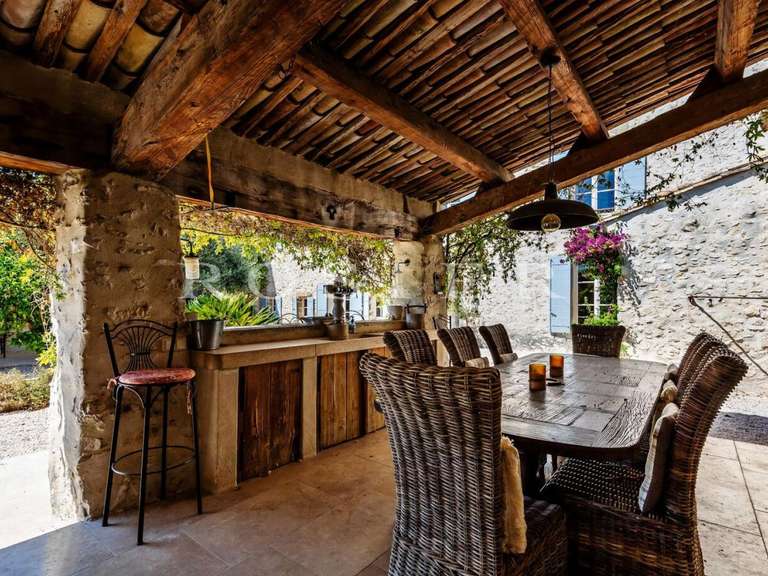 Maison Le Thor - 4 chambres - 300m²