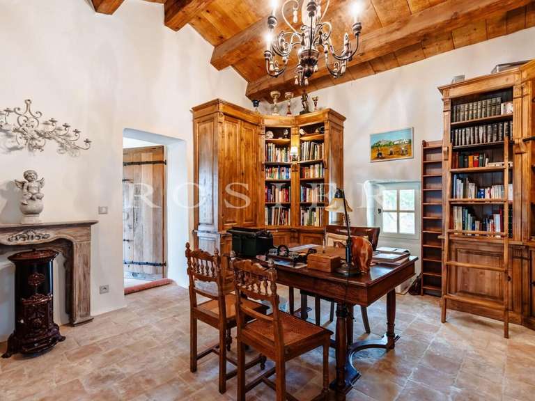 Maison Le Thor - 4 chambres - 300m²