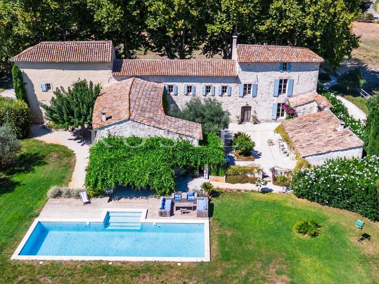 Maison Le Thor - 4 chambres - 300m²