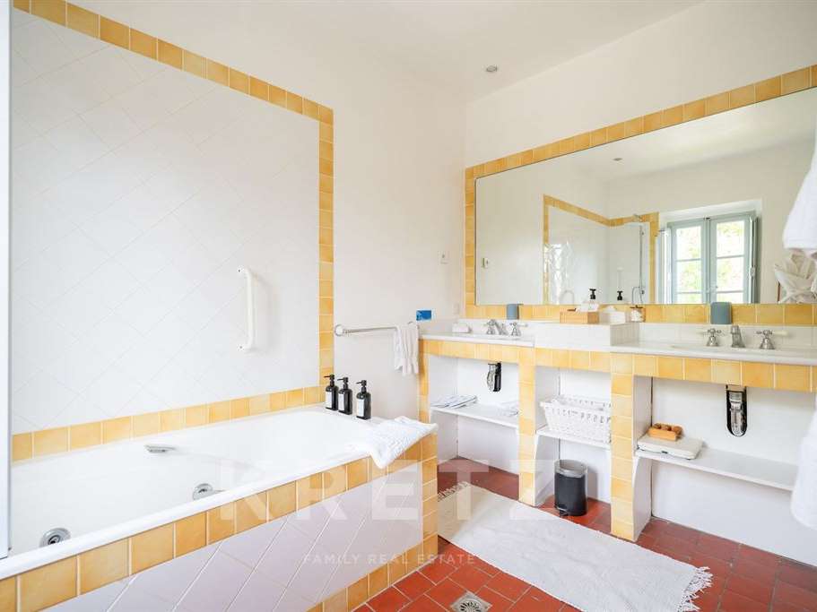 Maison Le Thor