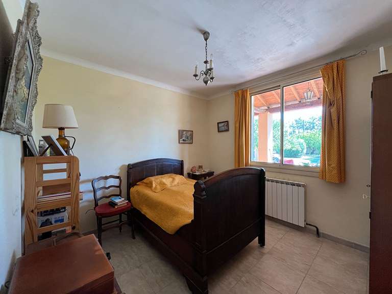 Maison Le Thor - 5 chambres - 197m²
