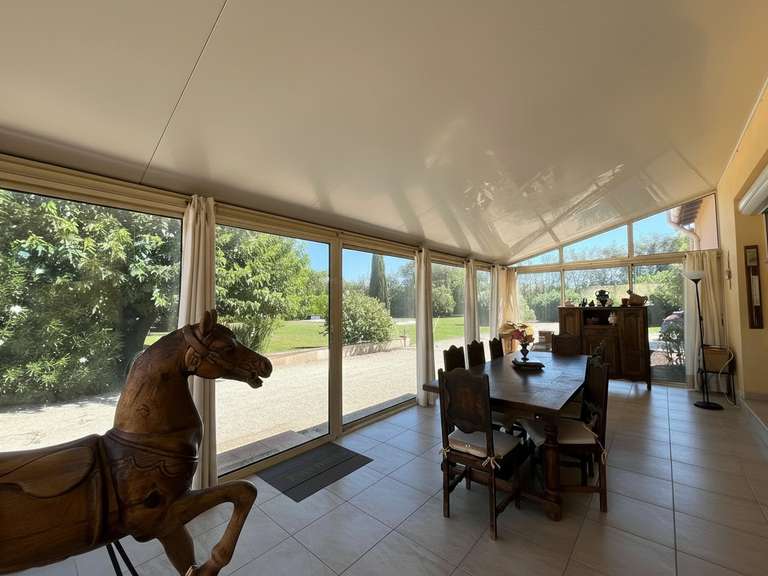 Maison Le Thor - 5 chambres - 197m²