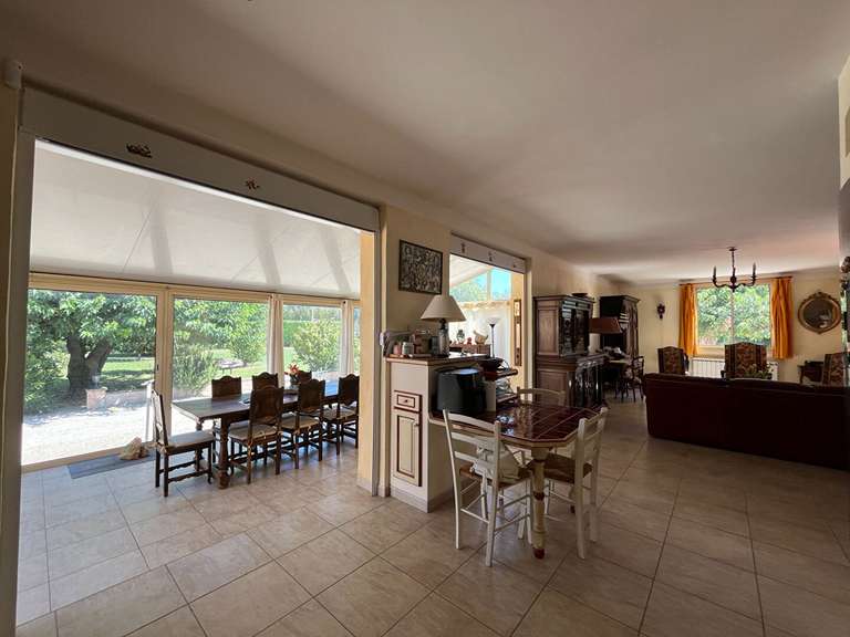 Maison Le Thor - 5 chambres - 197m²
