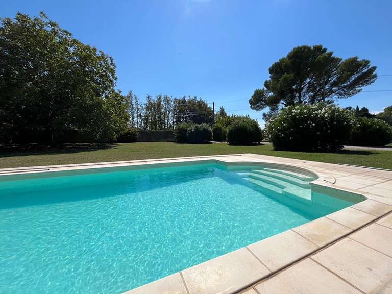 Maison Le Thor - 5 chambres - 197m²