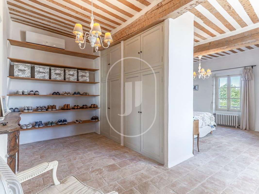 Maison Le Thor