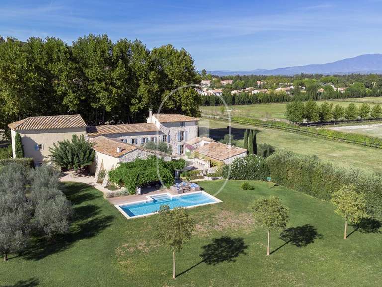 Maison Le Thor - 4 chambres - 302m²