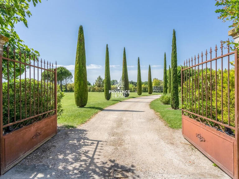 Propriété Le Thor - 6 chambres - 4040m²