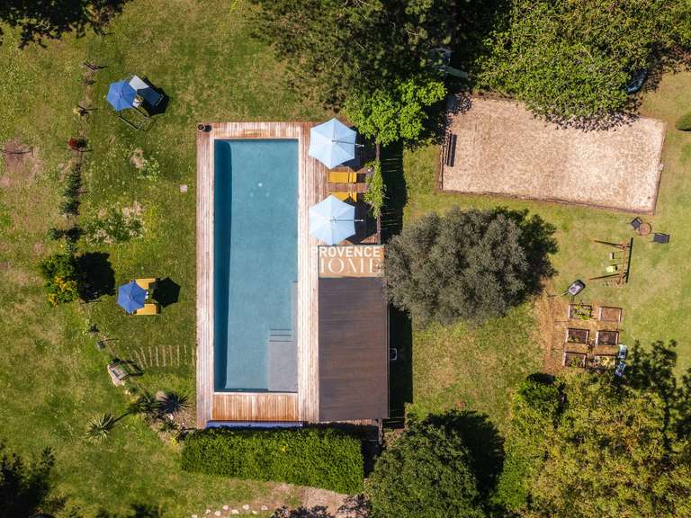 Propriété Le Thor - 10 chambres - 528m²
