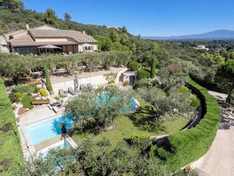 Villa Le Thor - 5 chambres - 250m²