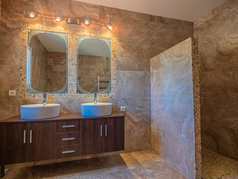 Maison Le Thoronet - 6 chambres - 235m²