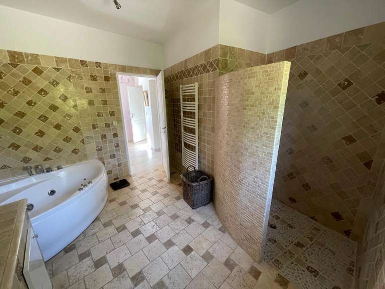 Maison Le Thoronet - 6 chambres - 235m²