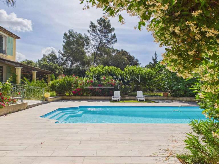 Maison Le Thoronet - 6 chambres - 269m²