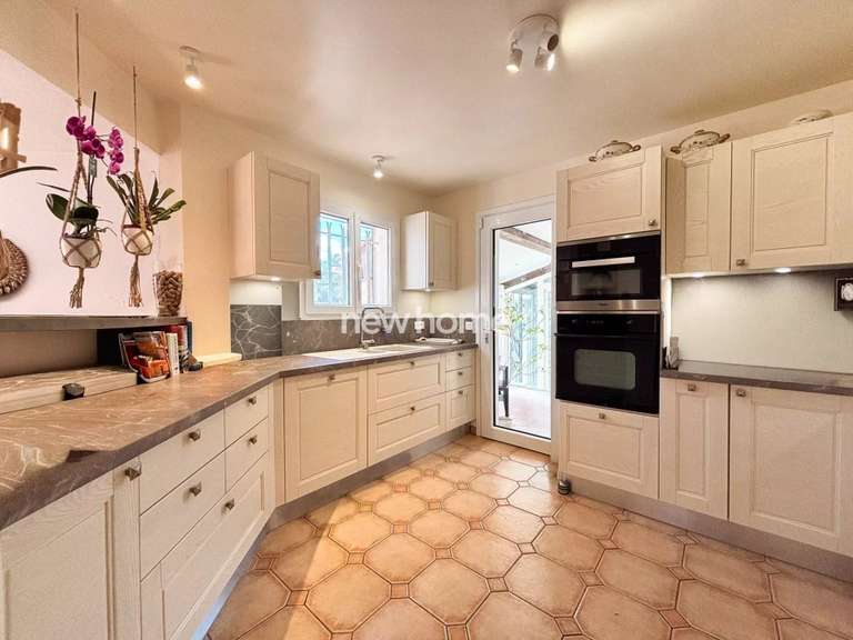 Maison Le Thoronet - 3 chambres - 168m²