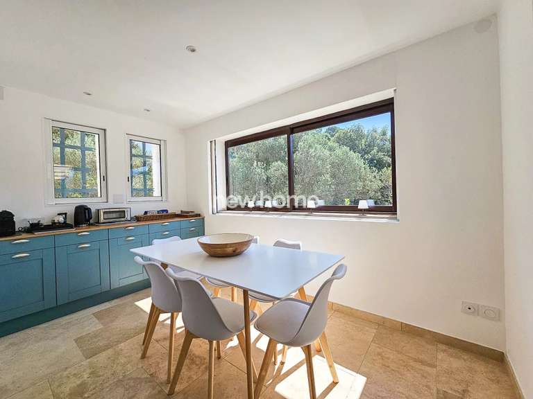 Maison Le Thoronet - 5 chambres - 309m²
