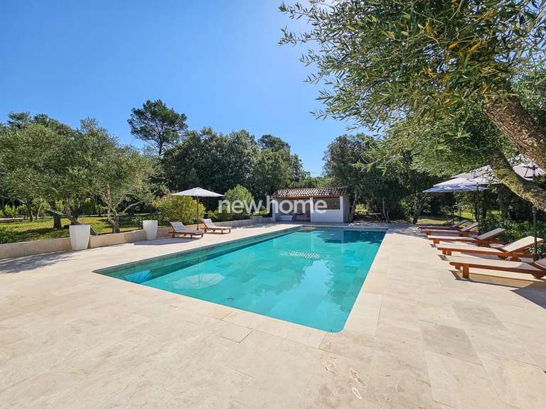 Maison Le Thoronet - 5 chambres - 309m²