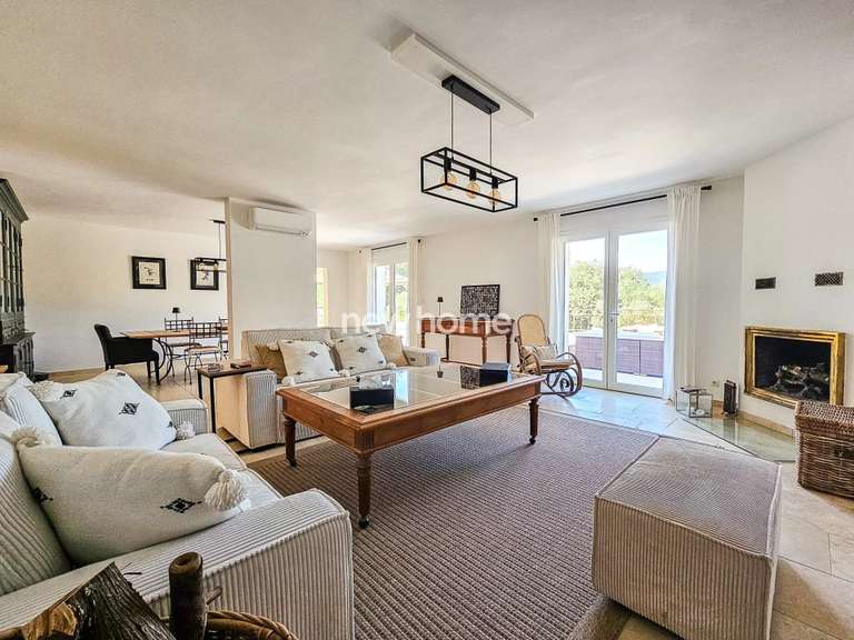 Maison Le Thoronet - 5 chambres - 309m²