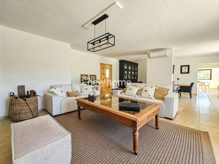 Maison Le Thoronet - 5 chambres - 309m²