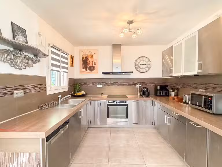 Maison Le Thoronet - 4 chambres - 180m²