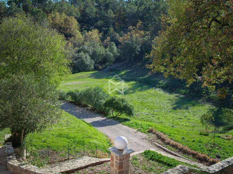 Property Le Thoronet - 4 bedrooms - 592m²