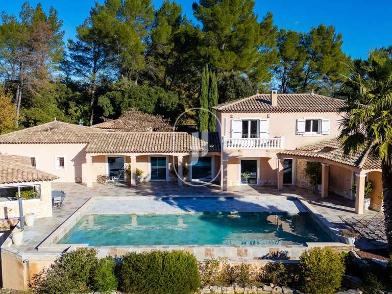 Propriété Le Thoronet - 6 chambres - 235m²