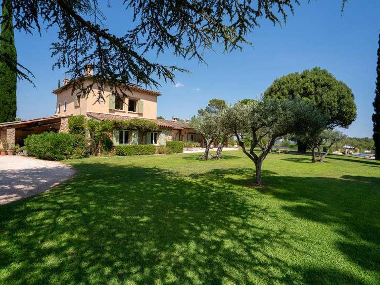 Propriété Le Thoronet - 5 chambres - 318m²