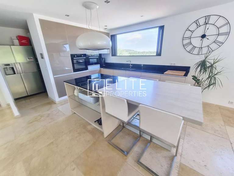 House Le Tignet - 3 bedrooms - 126m²