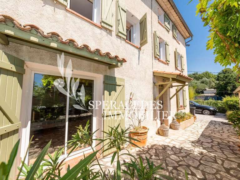 Maison Le Tignet - 4 chambres - 140m²