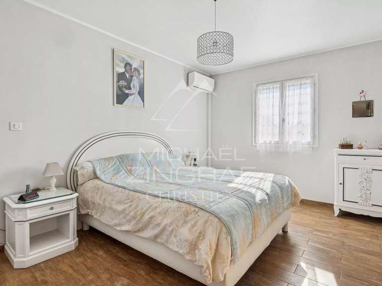 House Le Tignet - 4 bedrooms - 167m²