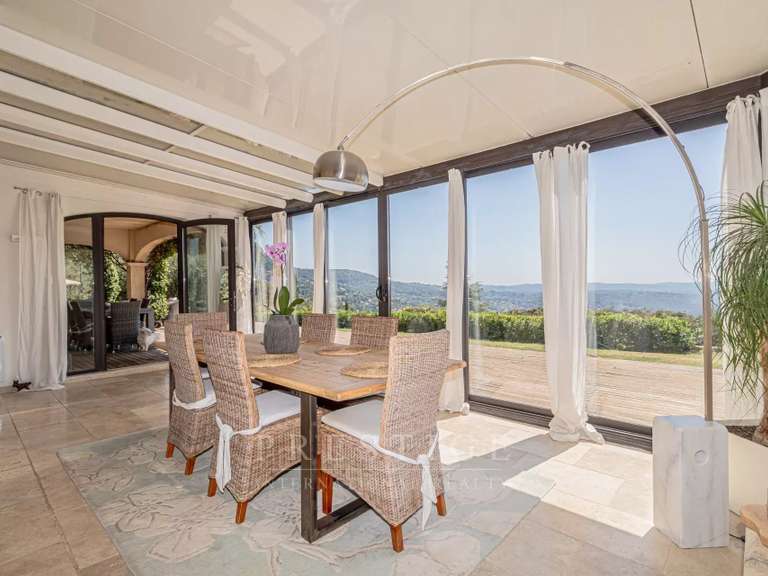 Maison Le Tignet - 4 chambres - 179m²