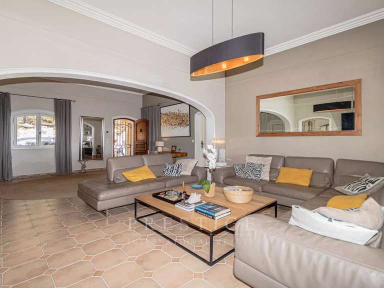 Maison Le Tignet - 4 chambres - 179m²