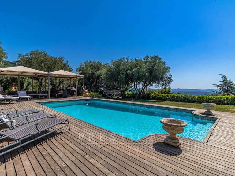 Maison Le Tignet - 4 chambres - 179m²