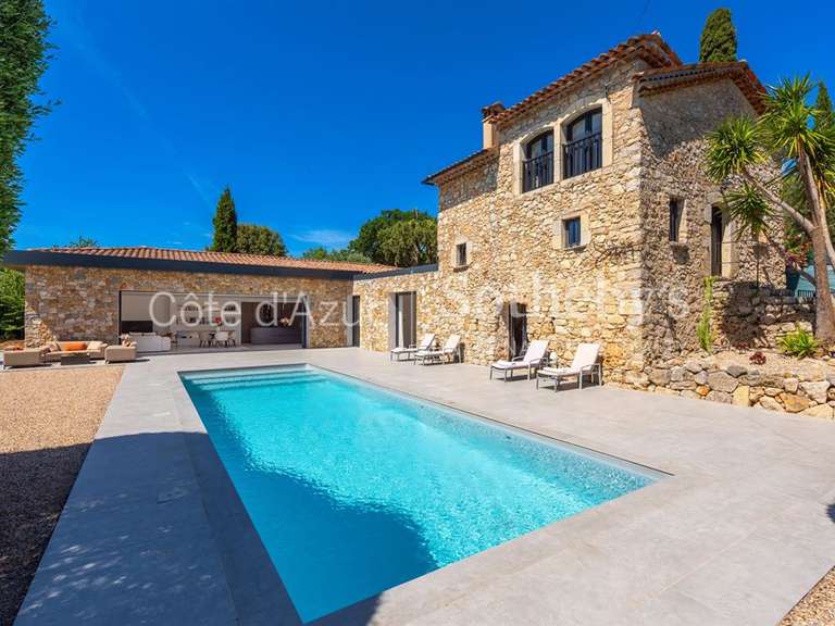 Maison Le Tignet - 6 chambres - 237m²