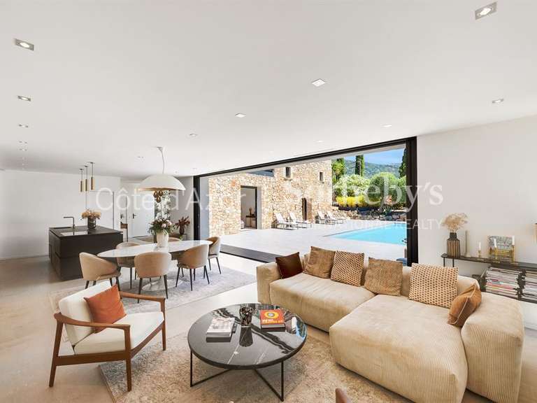 Maison Le Tignet - 6 chambres - 237m²